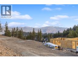 2509 Paramount Peak Drive Unit# Prop Sl 3, West Kelowna, BC V4T3H5 Photo 23