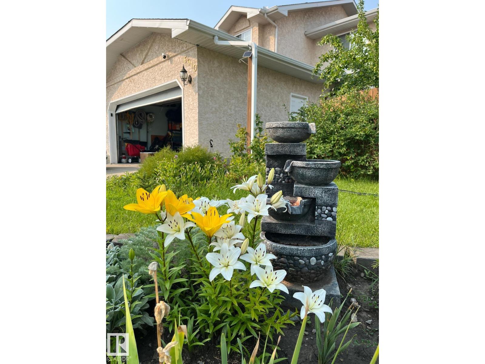 6910 158A AV NW - 8