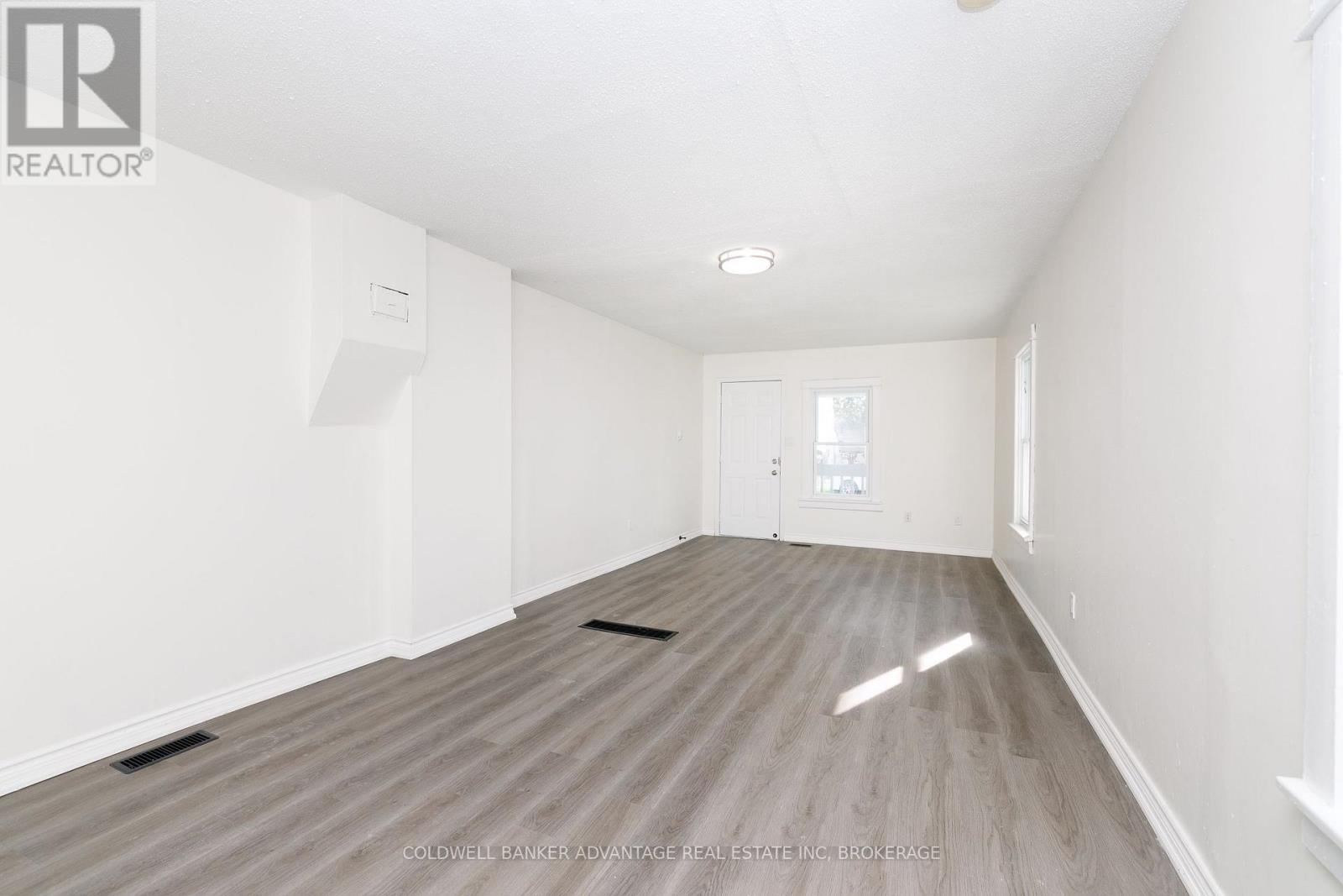 154 FARES STREET - 8