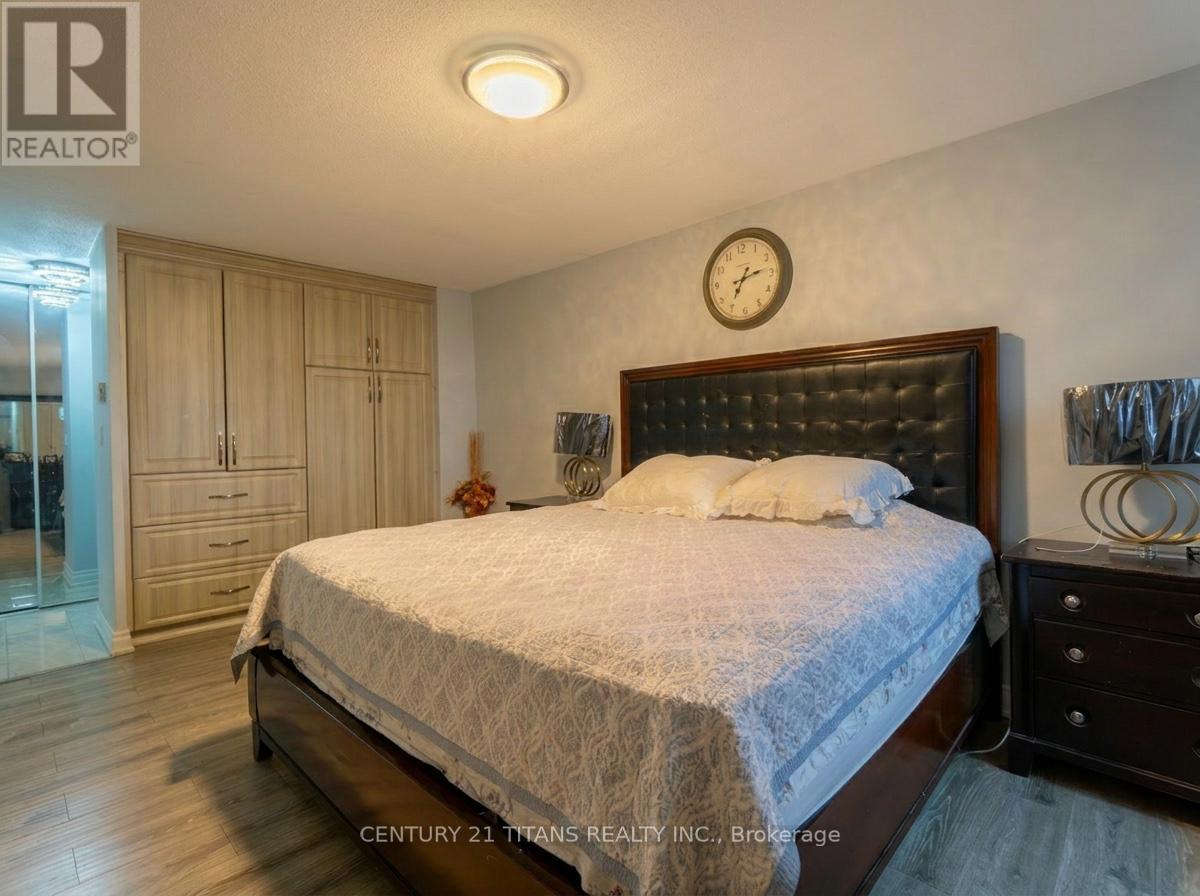 #3001 3 MASSEY SQUARE - 9