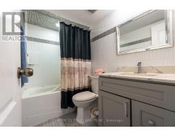 3001 - 3 Massey Square, Toronto, ON M4C5L5 Photo 16