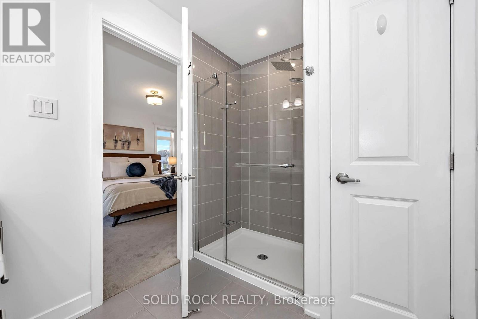 859 SOLARIUM AVENUE E - 21