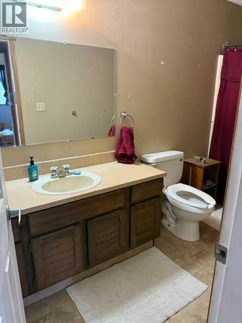 903 10 Avenue - Image 16