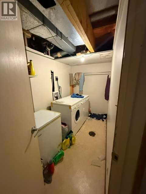 903 10 Avenue - Image 21