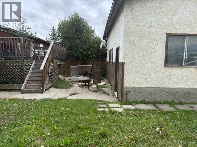 903 10 Avenue - 28