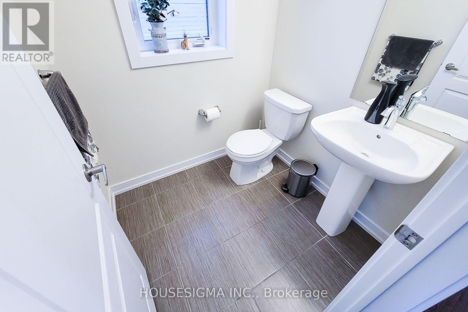 92 SUNDIN DRIVE - 20
