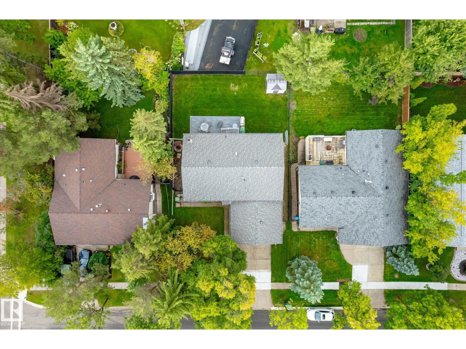 3 Akins DR - 49
