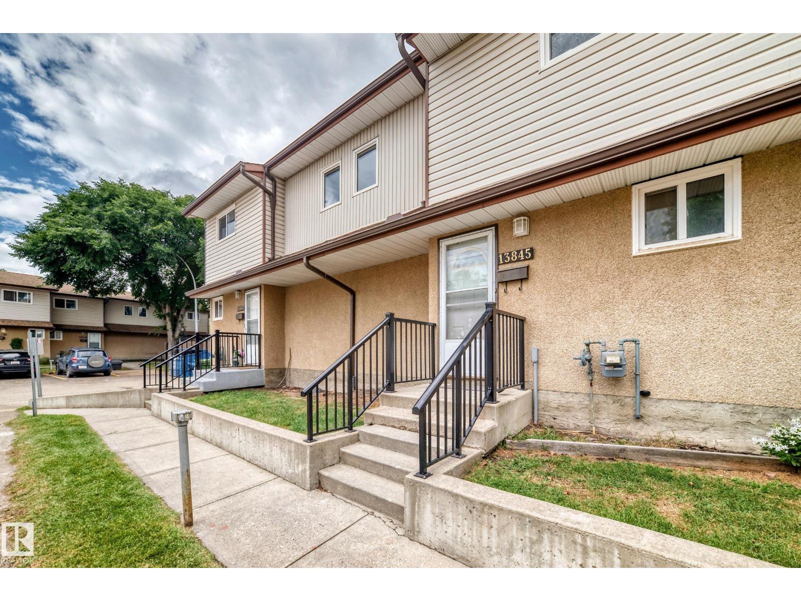 Renanza Realty MLS® listing photo