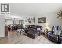 Full bathroom - 216 Mclure Ferry Road, Mclure, BC V0E1E0 Photo 8