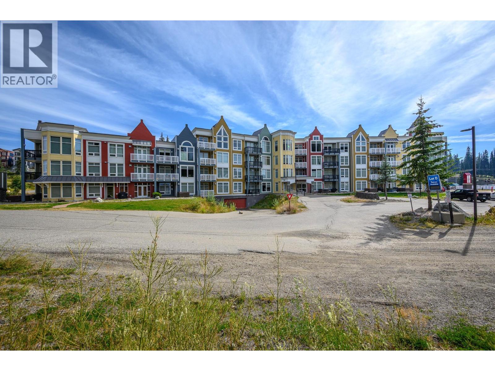 #208 30 Monashee Road - 2