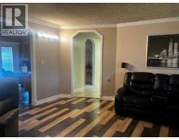 507 Hammond Dr  S, Fox Creek, AB T0H1P0 Photo 9