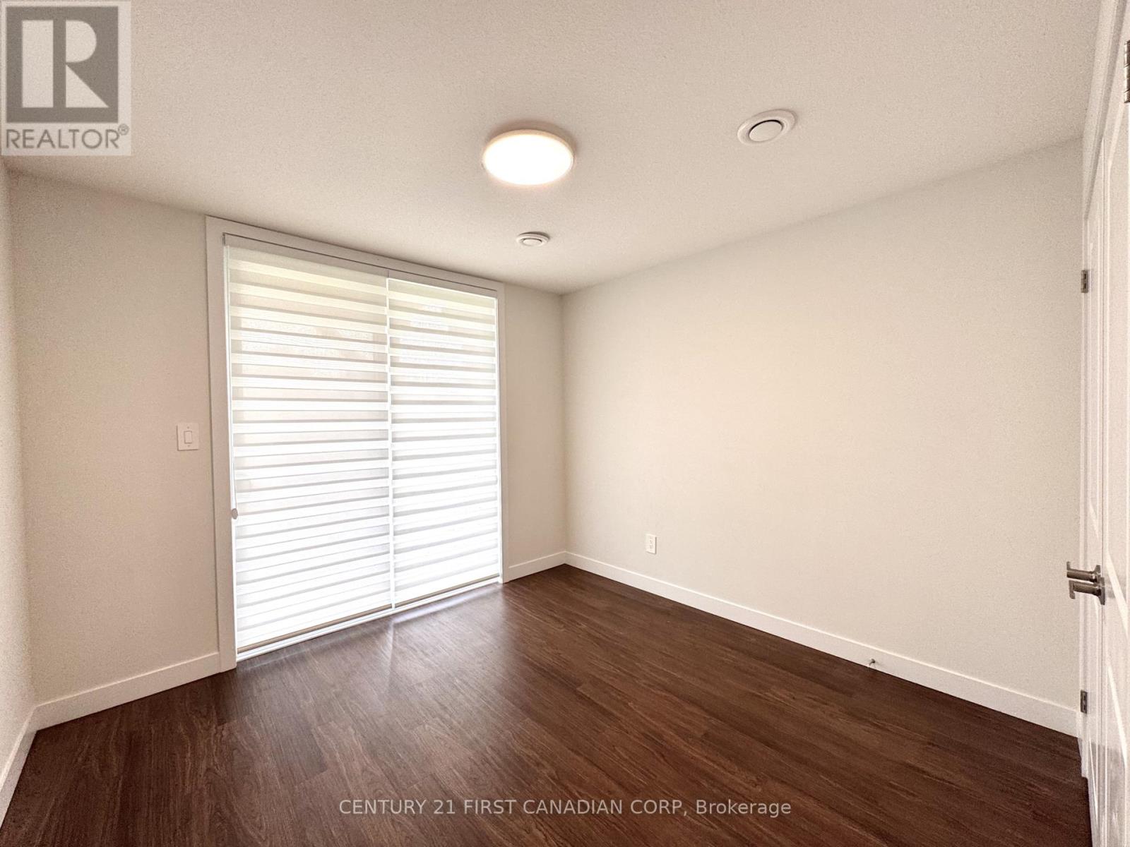 29 - 349 SOUTHDALE ROAD E, London South (South W) — photo 7