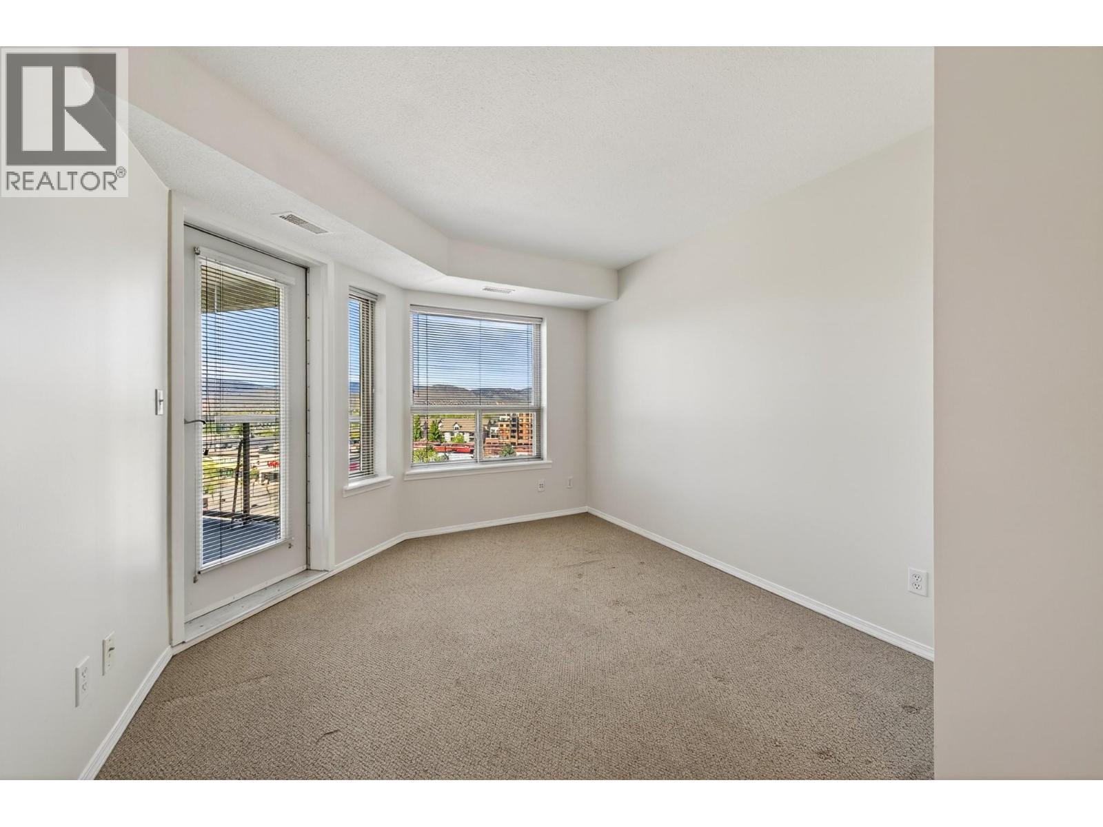 #605 629 Lansdowne Street - 7