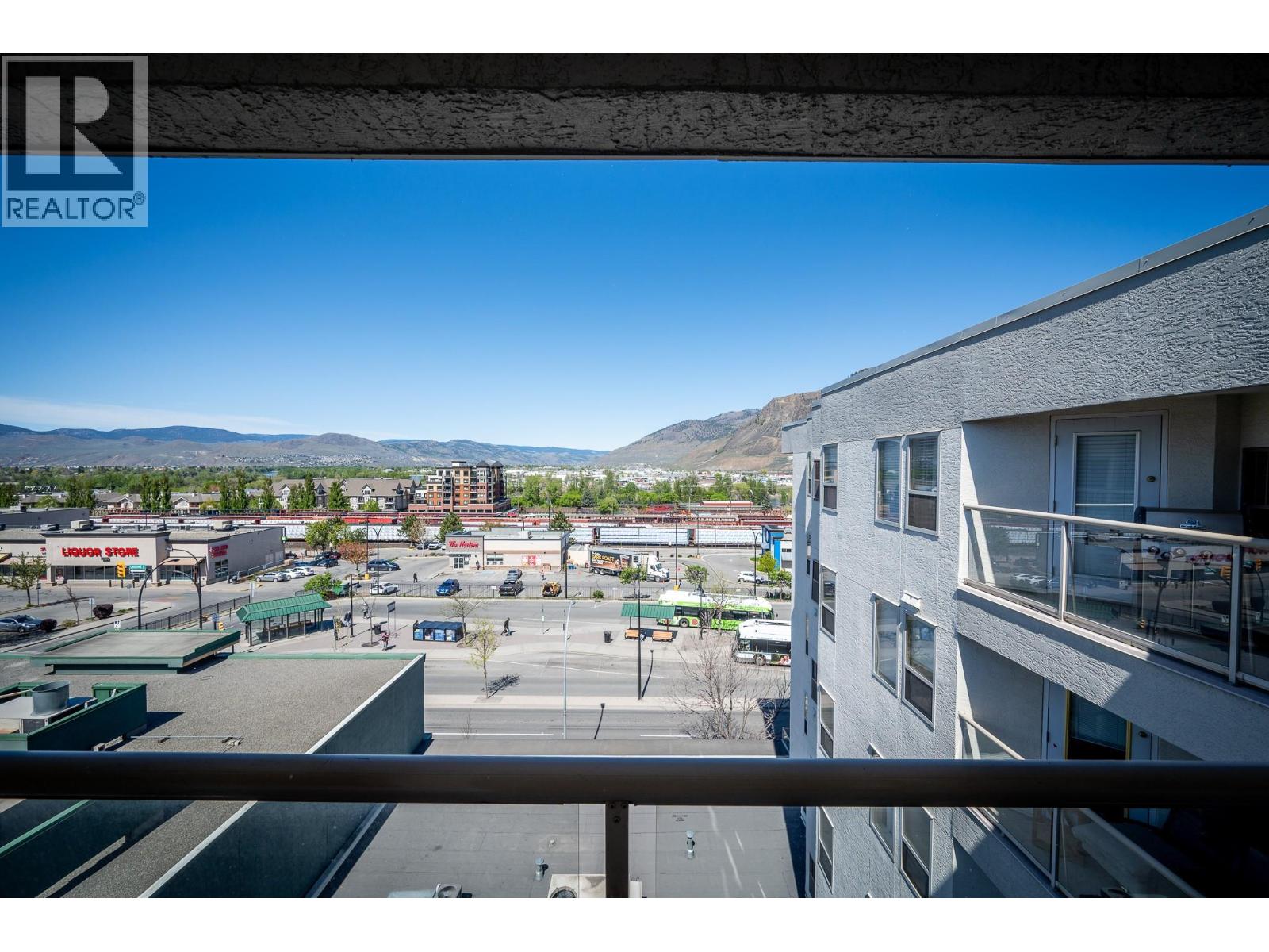 #605 629 Lansdowne Street - Image 15