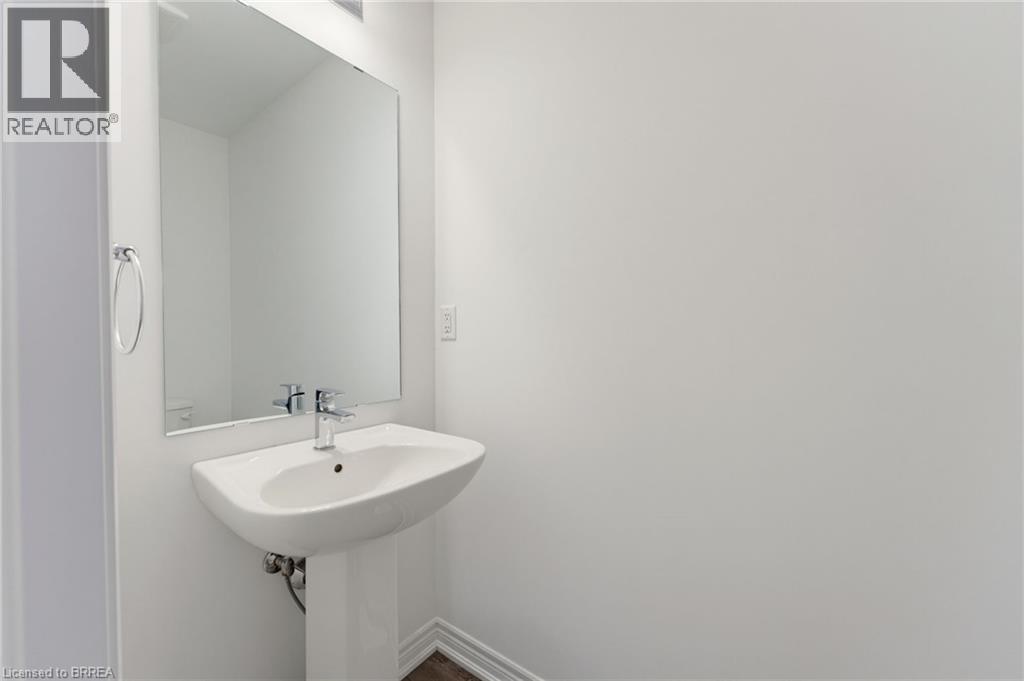 #50 120 COURT Drive - 12