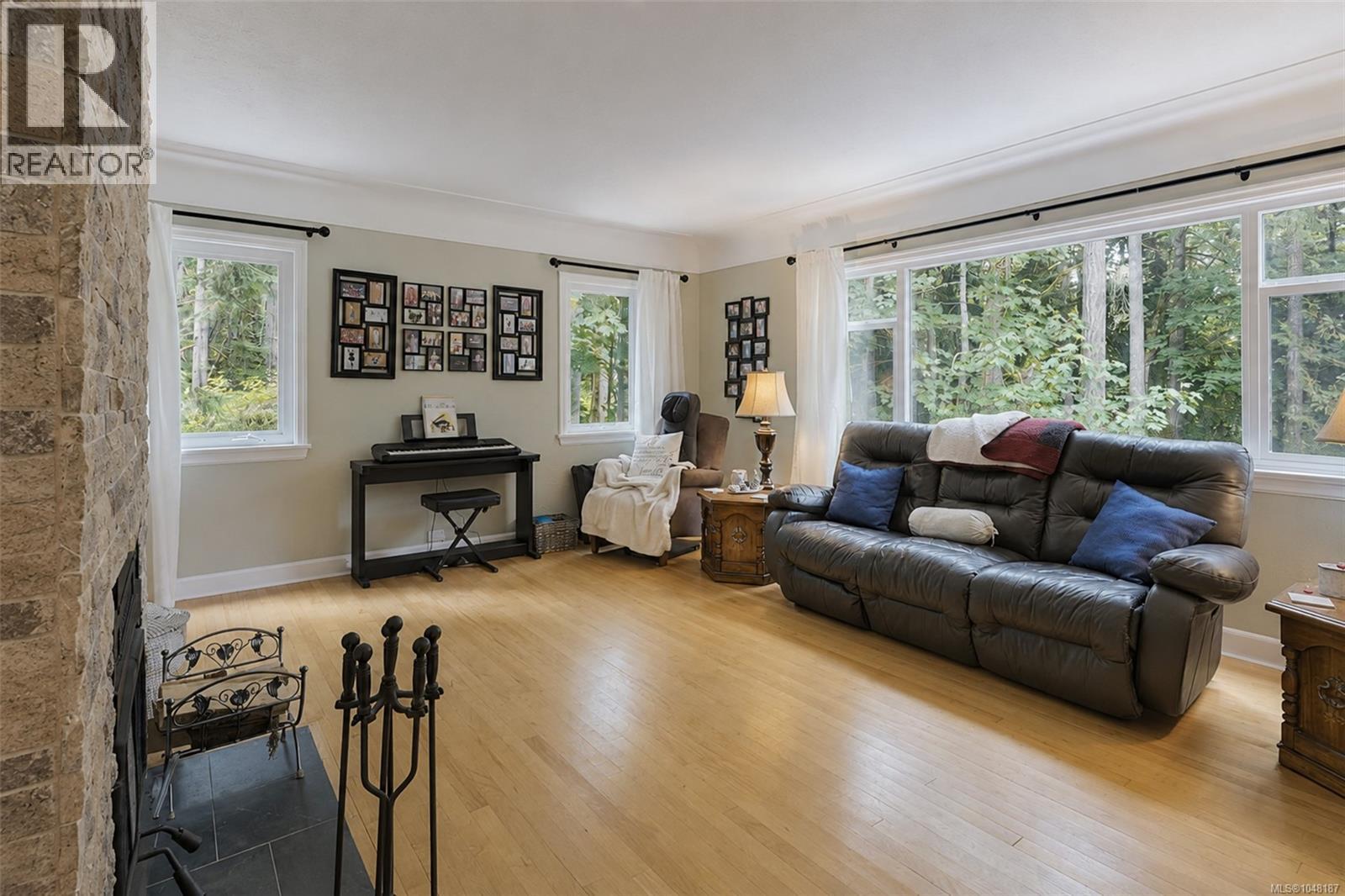 7775 Cowichan Lake Rd - Image 14