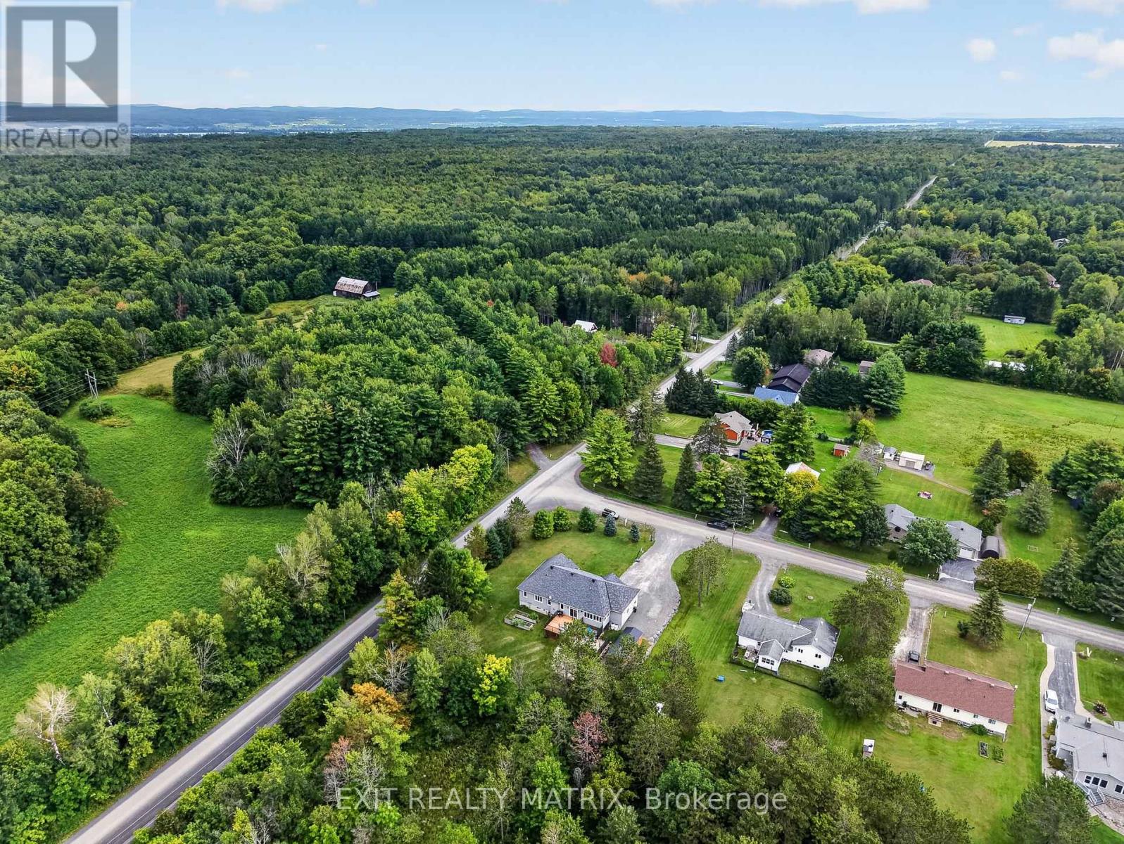1044 BRAZEAU ROAD - Image 45