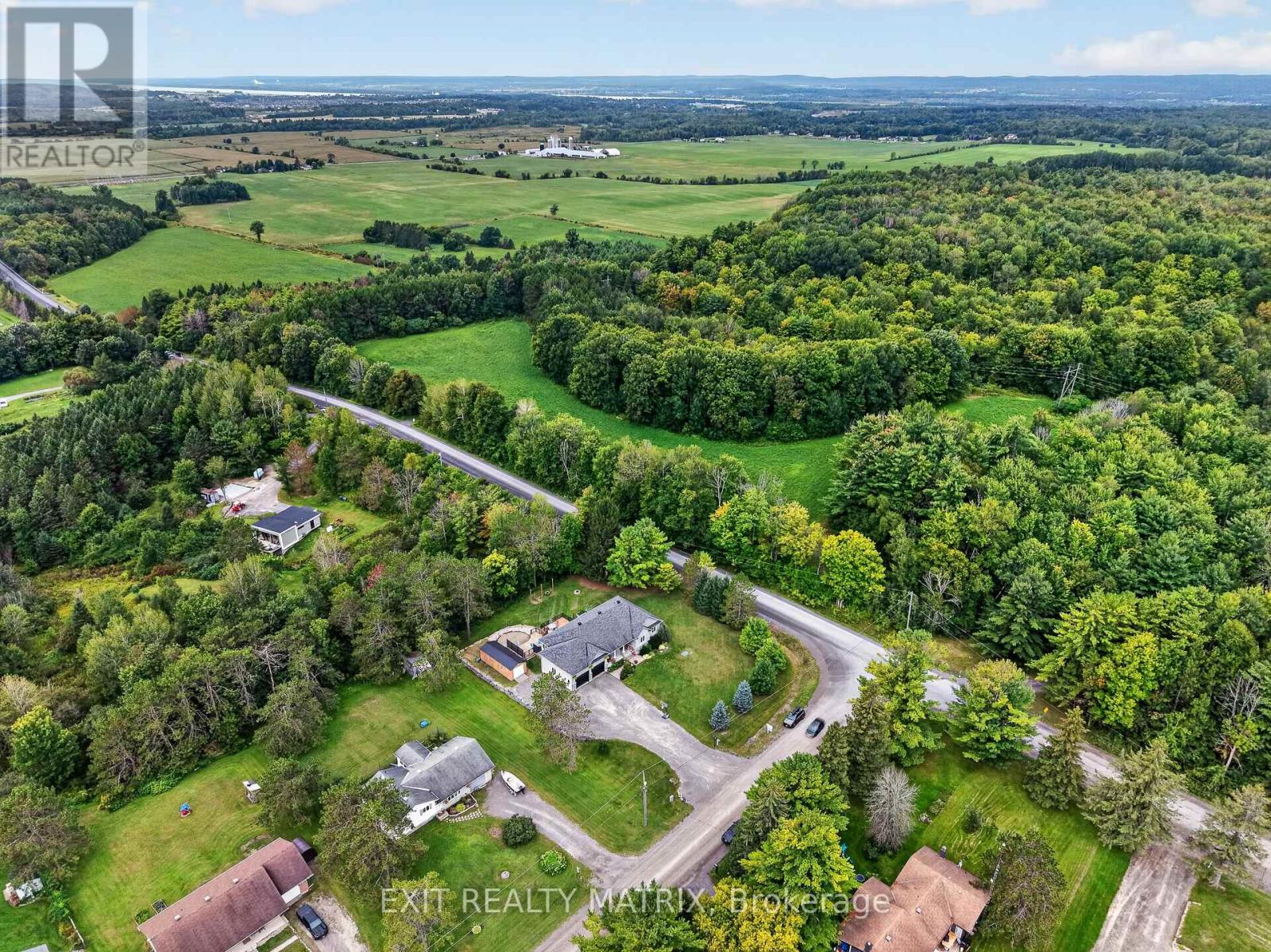 1044 BRAZEAU ROAD - 47