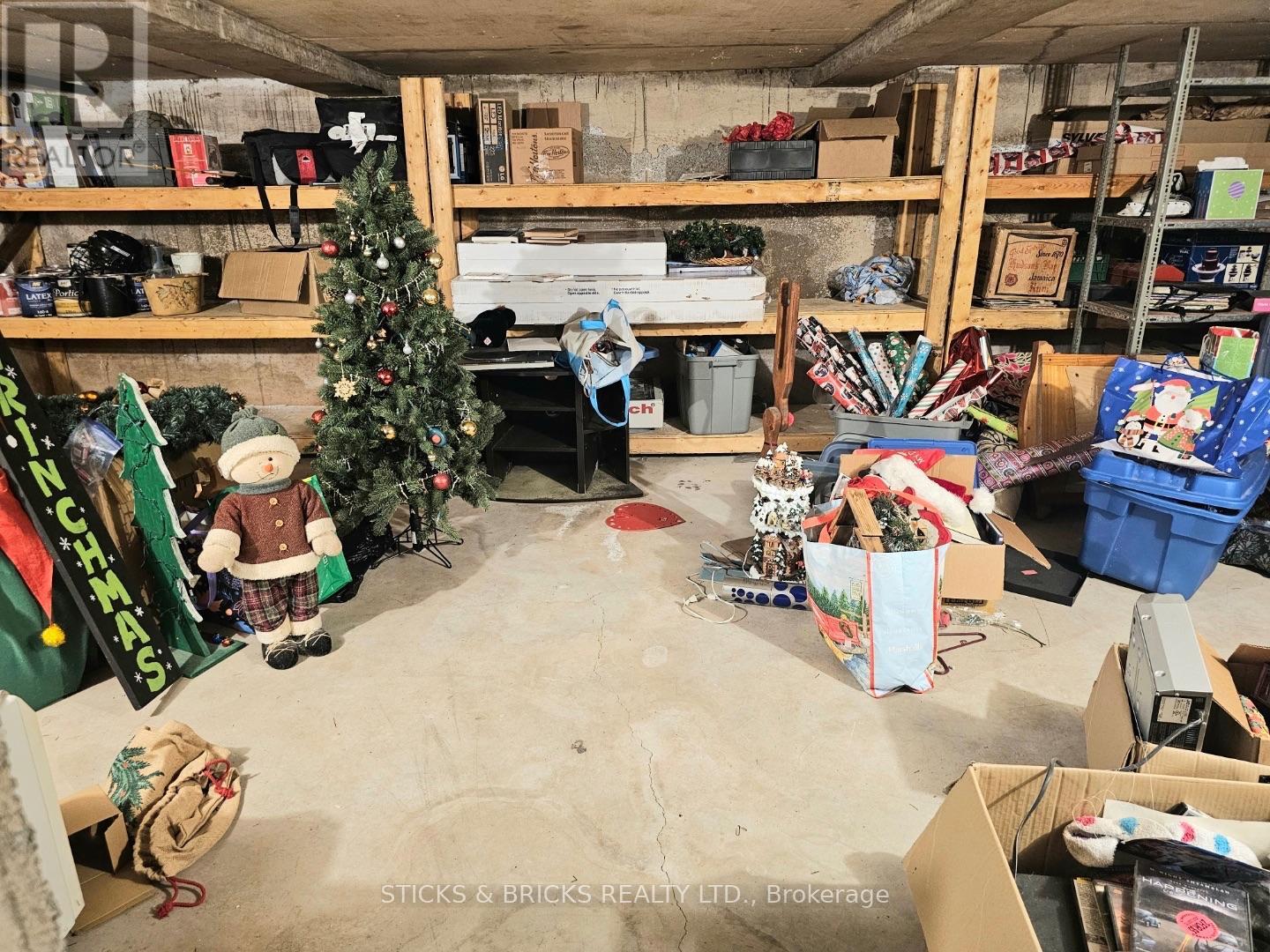 9195 CARL ROAD - 14