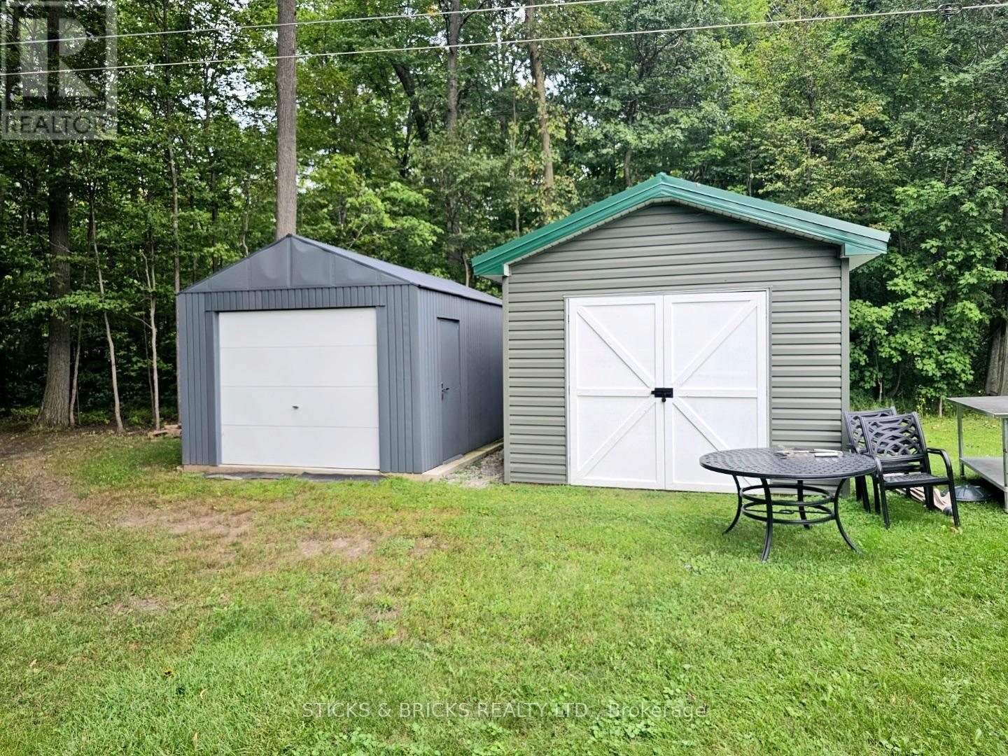9195 CARL ROAD - 23