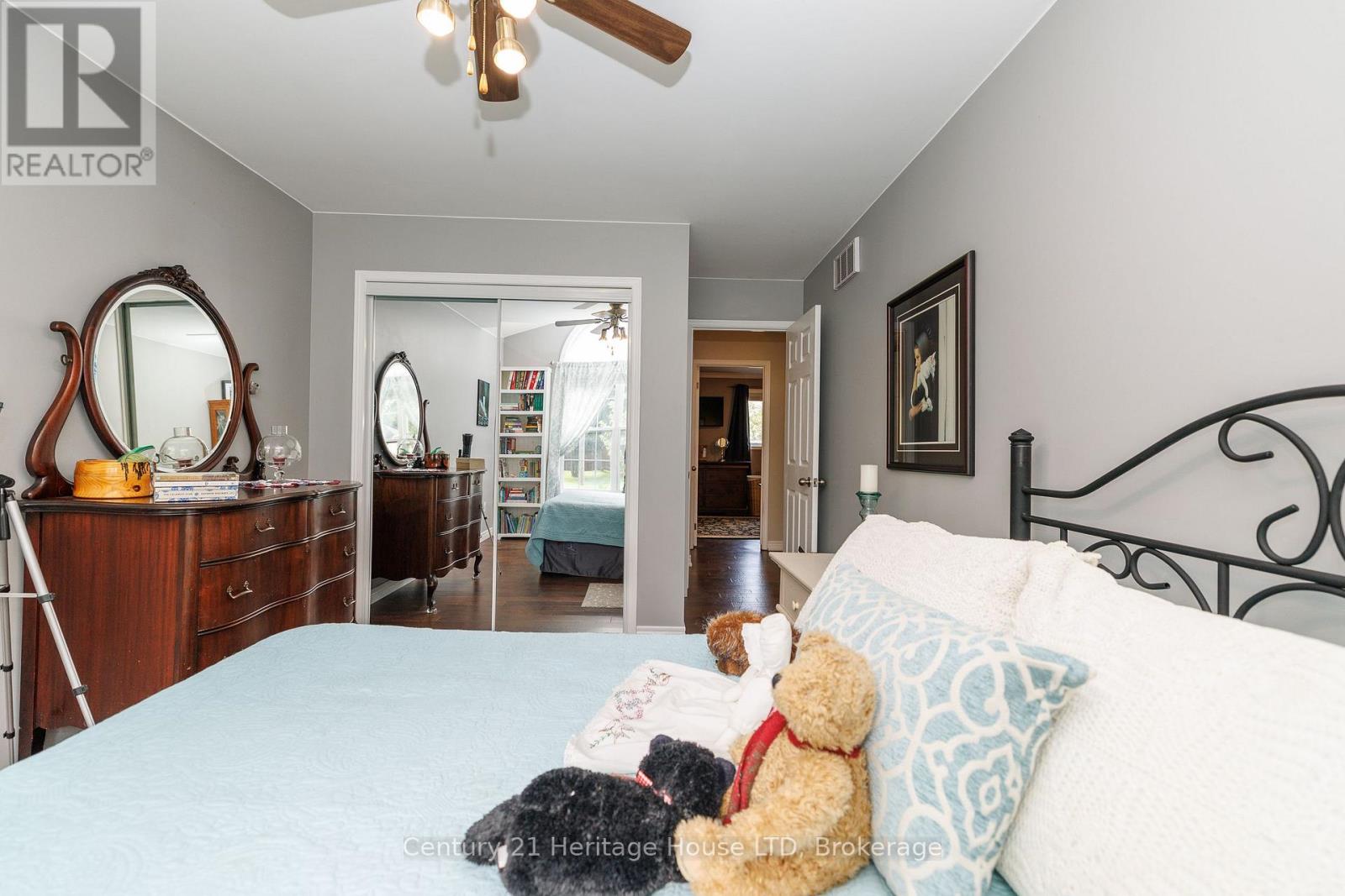 621 PARKDALE AVENUE - Image 19