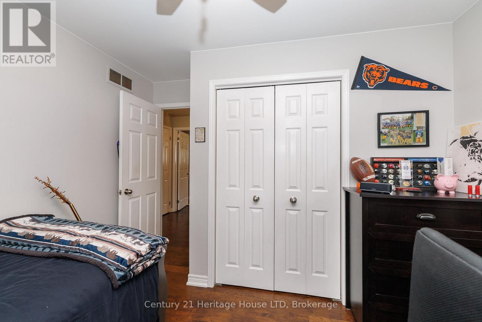 621 PARKDALE AVENUE - Image 20