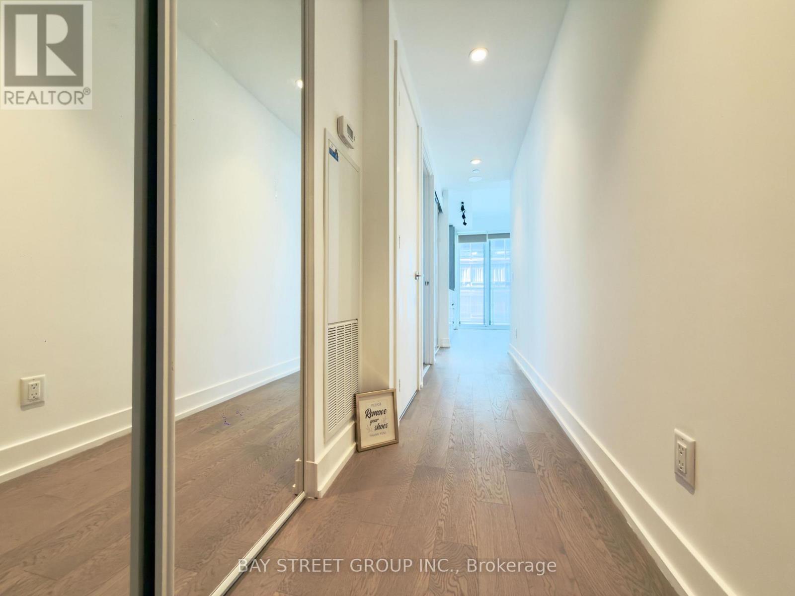 #4502 7 GRENVILLE STREET - 2