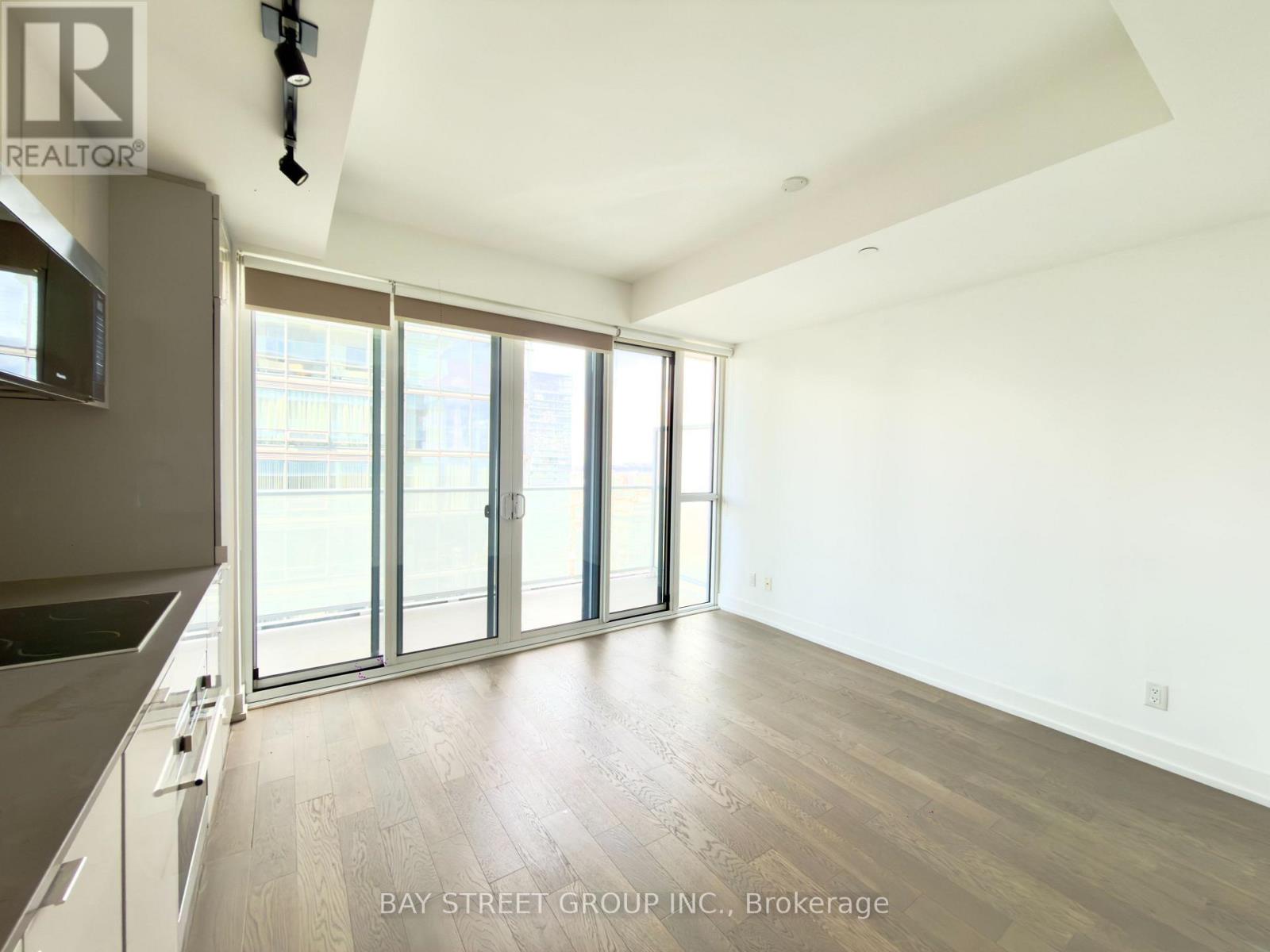 #4502 7 GRENVILLE STREET - 7