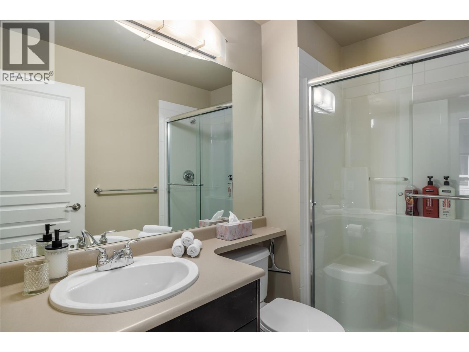 416 1089 Sunset Drive, Kelowna