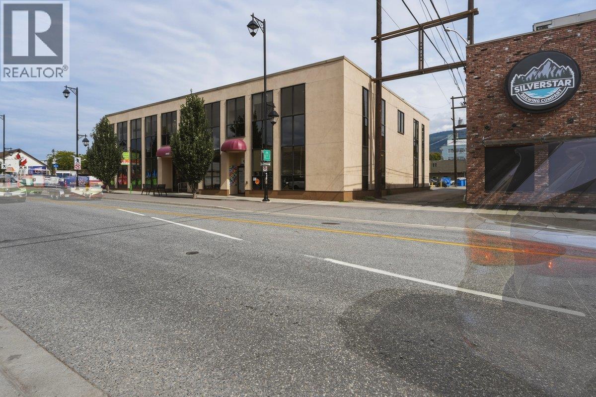  3003 30 Street, Vernon