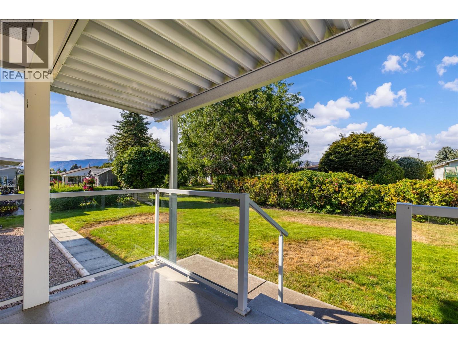 #548 1255 RAYMER Avenue - 32
