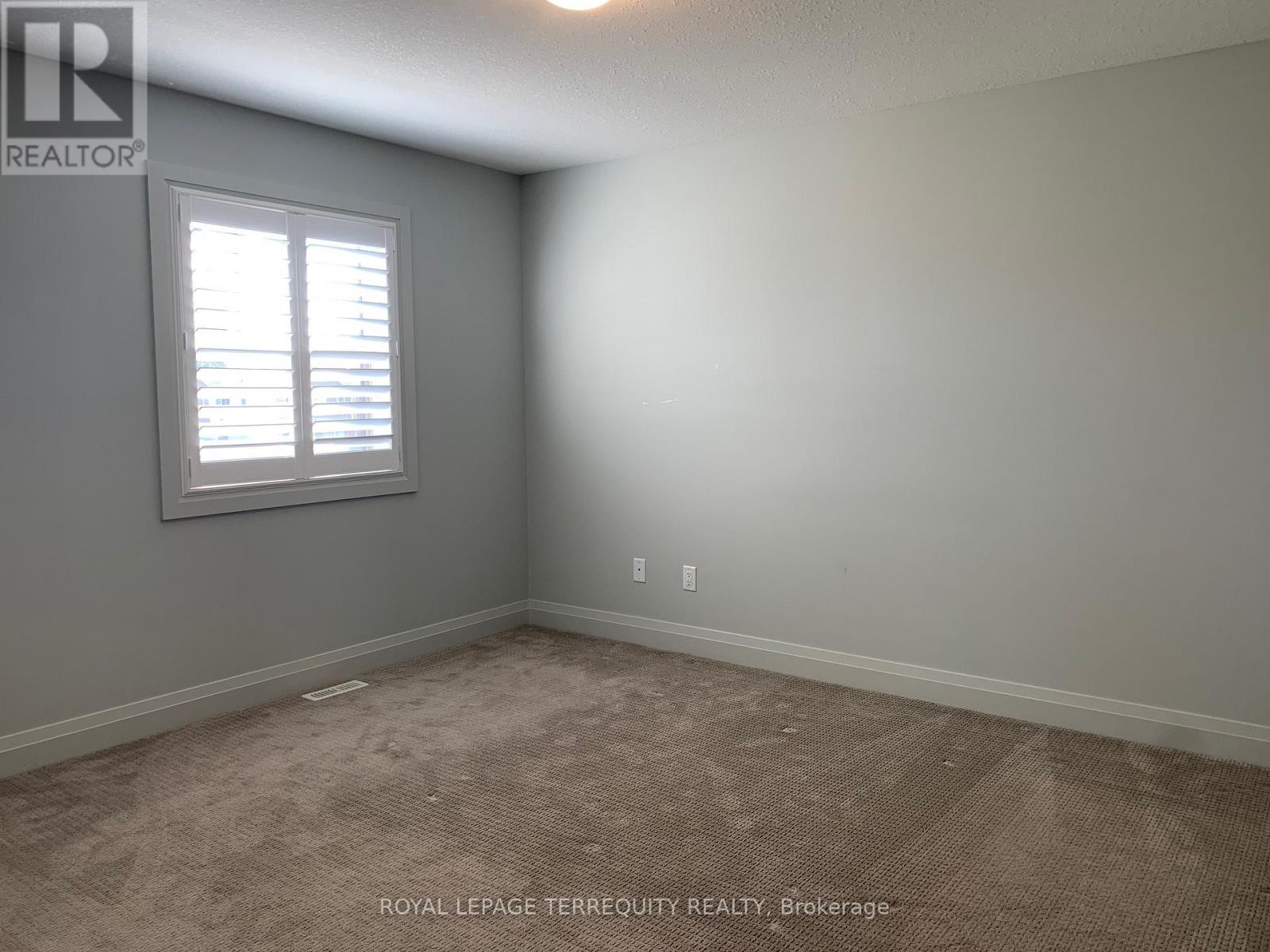 #2 3025 SINGLETON AVENUE - 21