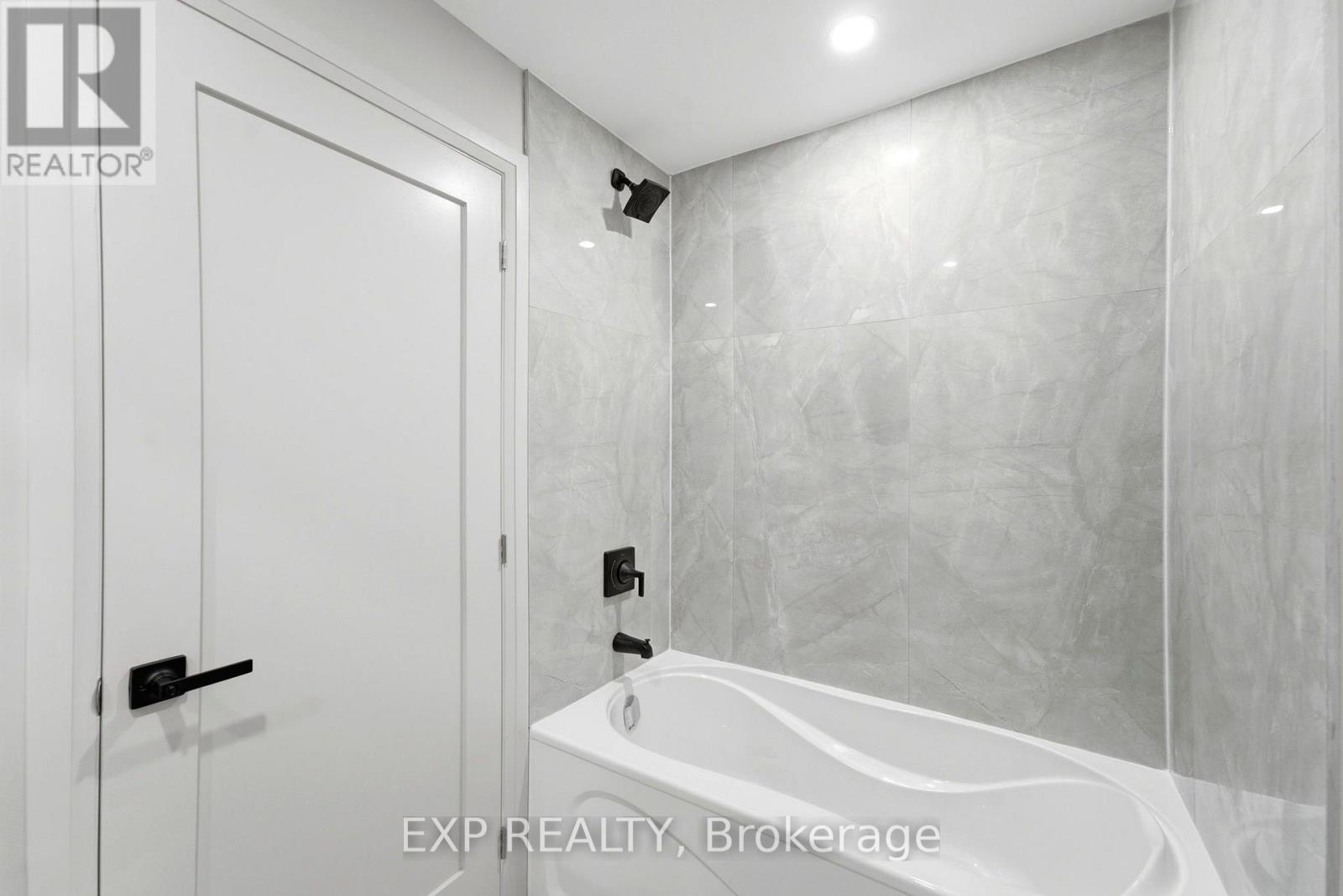 110 - 4422 HURON STREET, Niagara Falls (Downtown) — photo 5