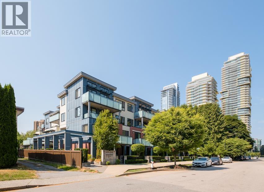 211 6533 MCKAY AVENUE, Burnaby — photo 1