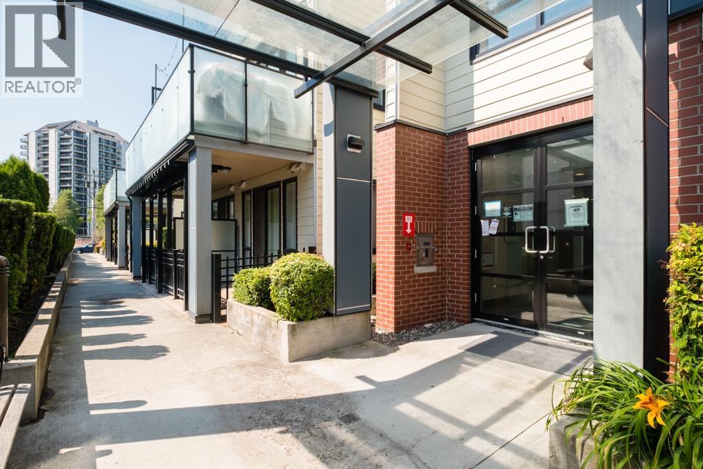 #211 6533 MCKAY Avenue, Burnaby, British Columbia, V5H2V5, Burnaby, British Columbia — photo 2 of 5
