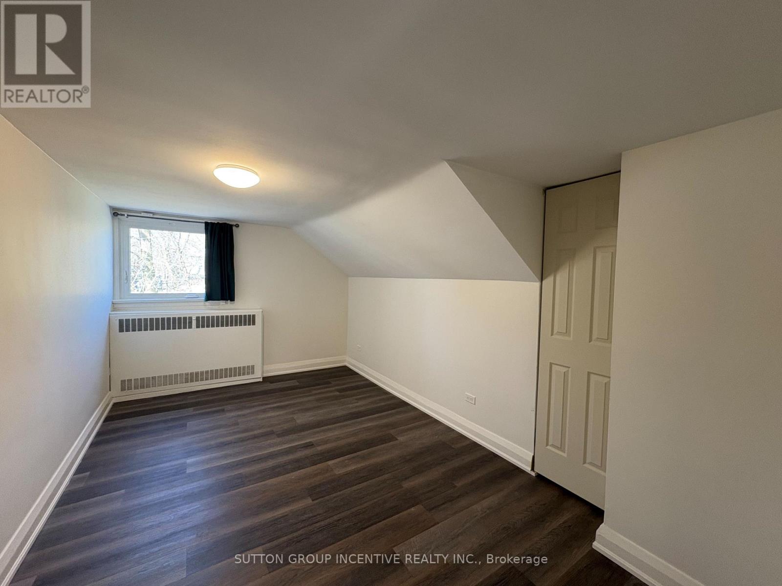 UPPER - 20 BAYVIEW DRIVE, Barrie (Allandale) — photo 7