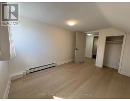 Upper - 20 Bayview Drive, Barrie, ON L4N3N5 Photo 10