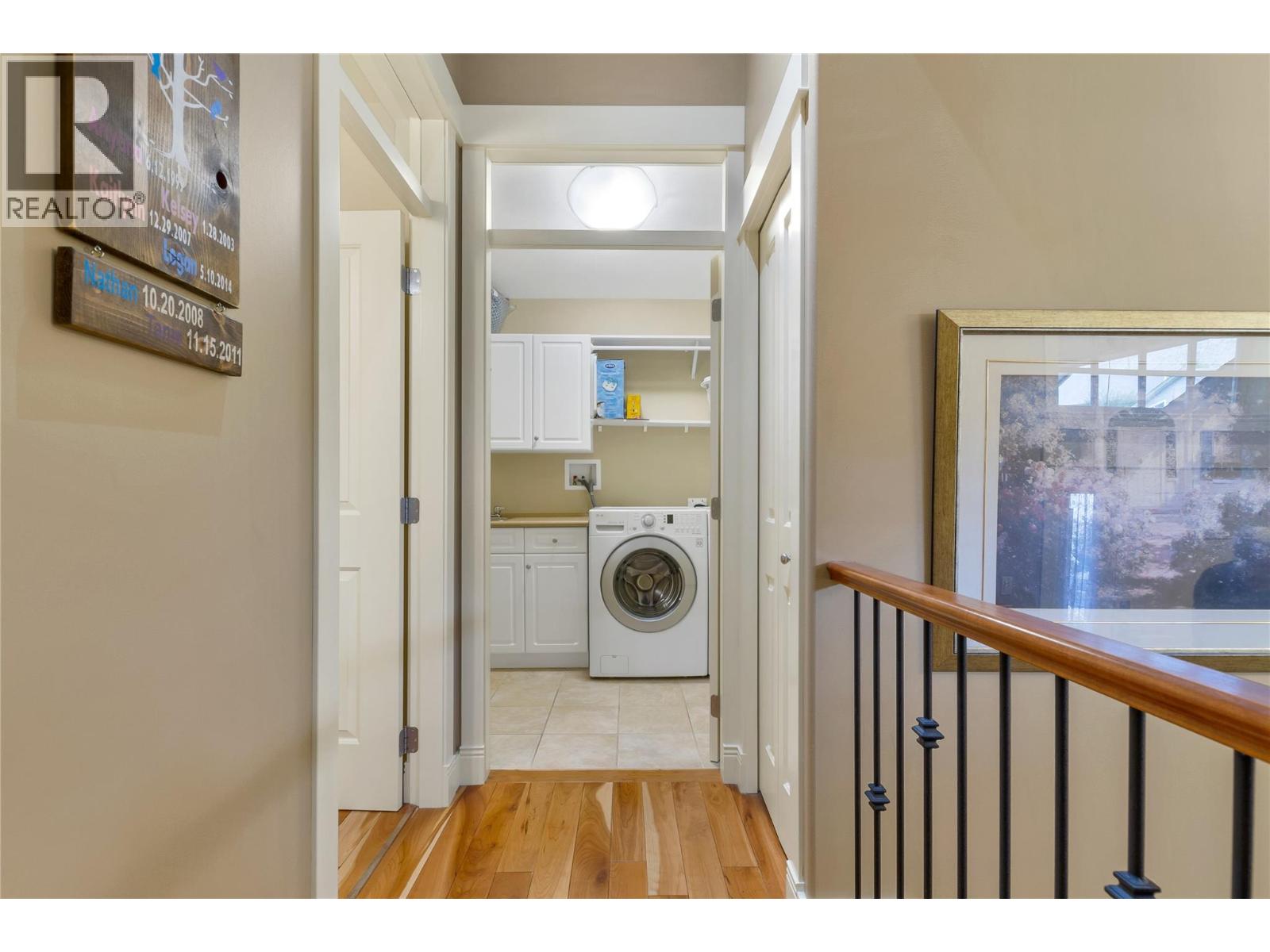#2 6932 Manning Place - 37