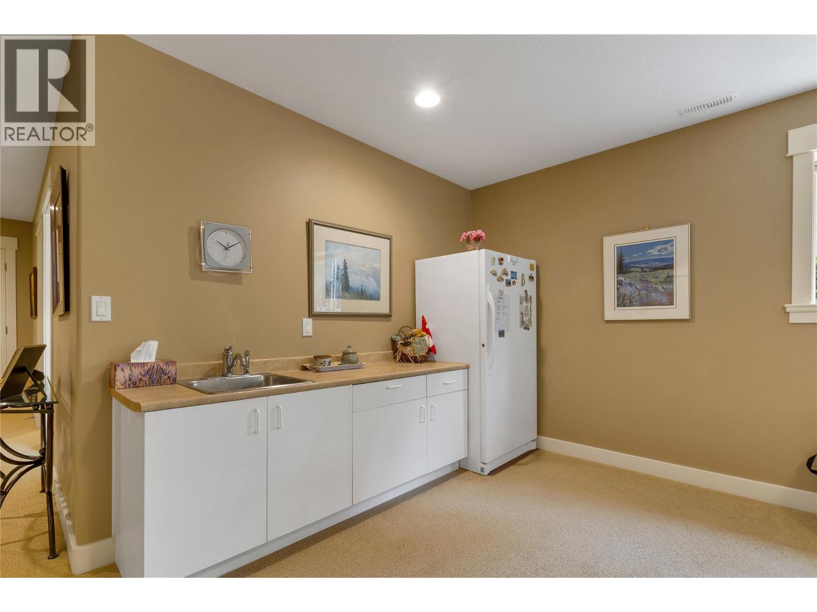 #2 6932 Manning Place - Image 41