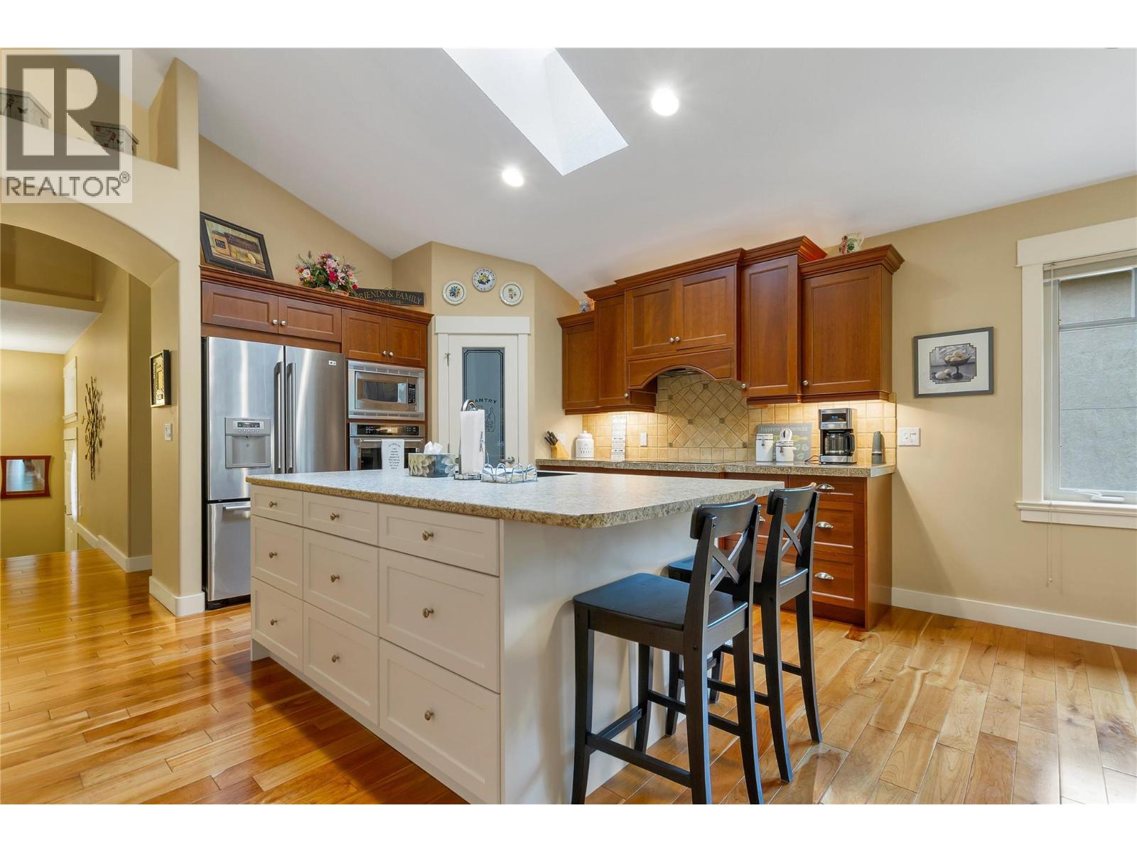 #2 6932 Manning Place - Image 7