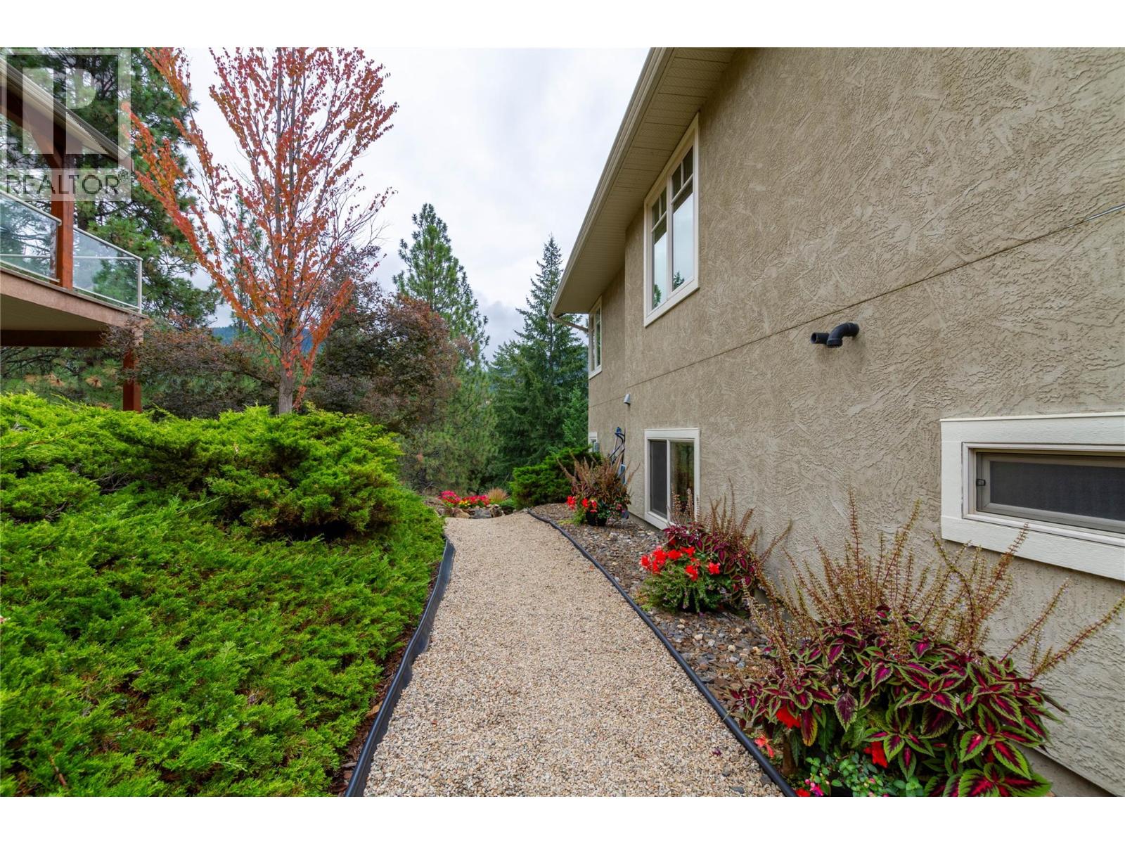 #2 6932 Manning Place - Image 74