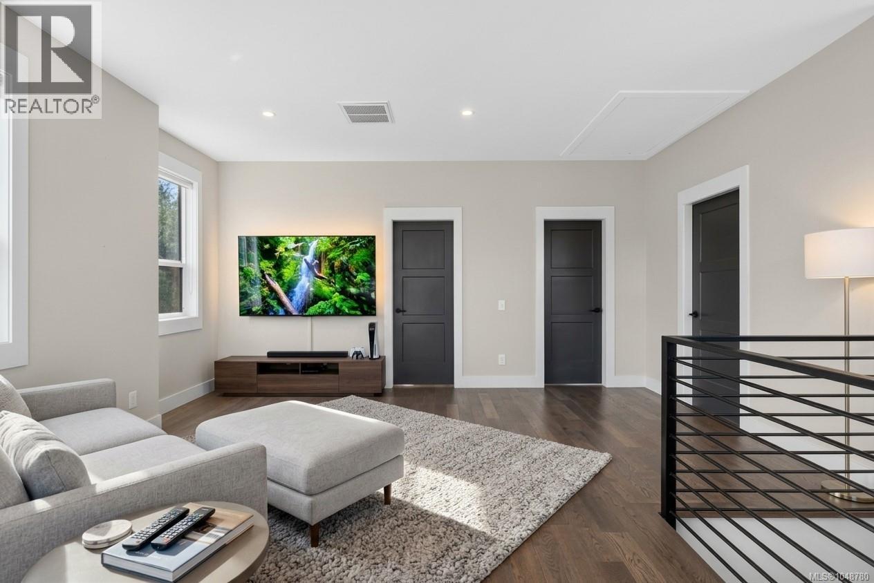 2991 Irwin Rd - 53