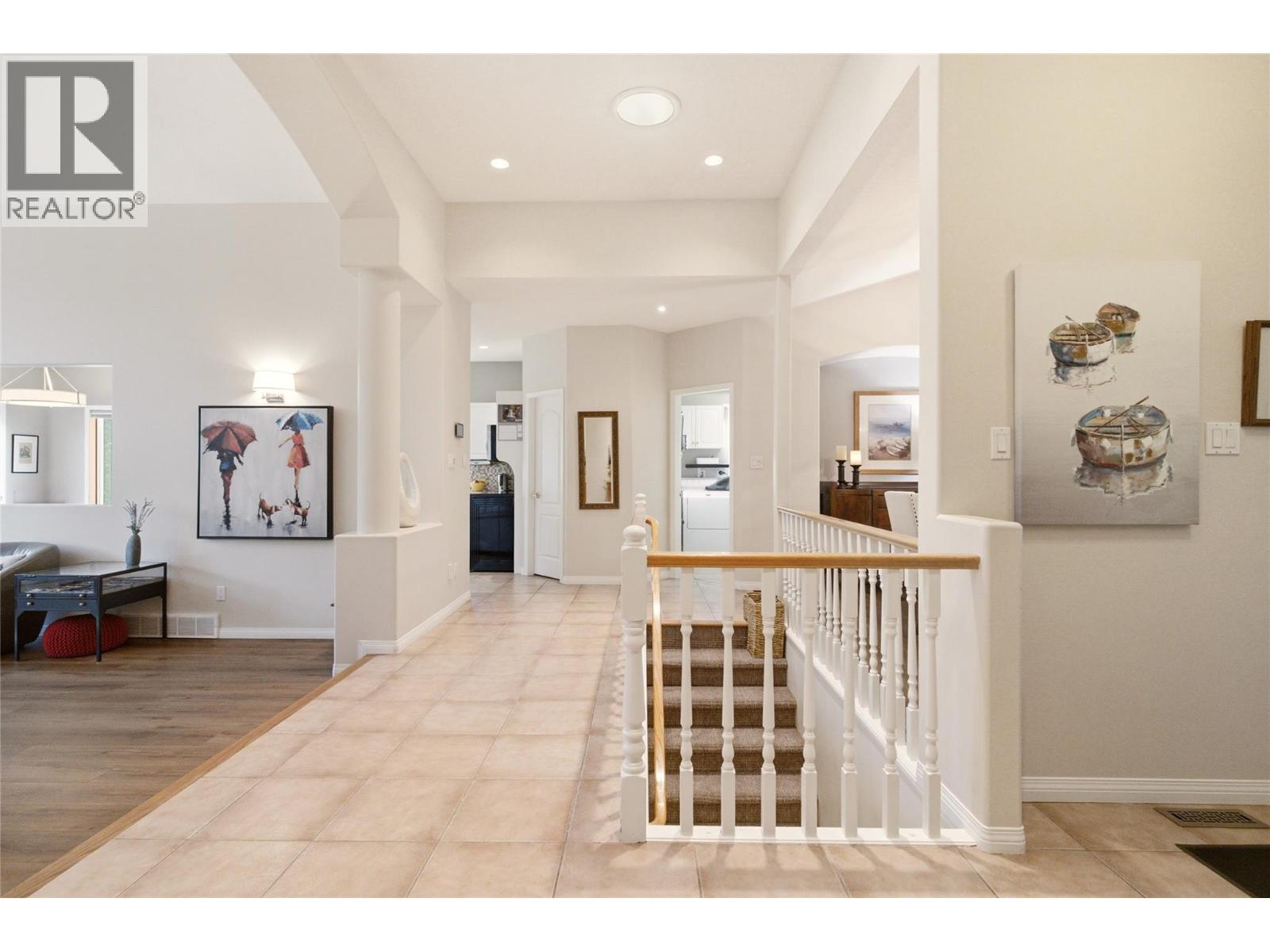  2201 Lillooet Crescent, Kelowna