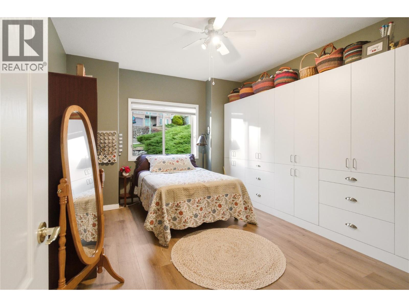  2201 Lillooet Crescent, Kelowna