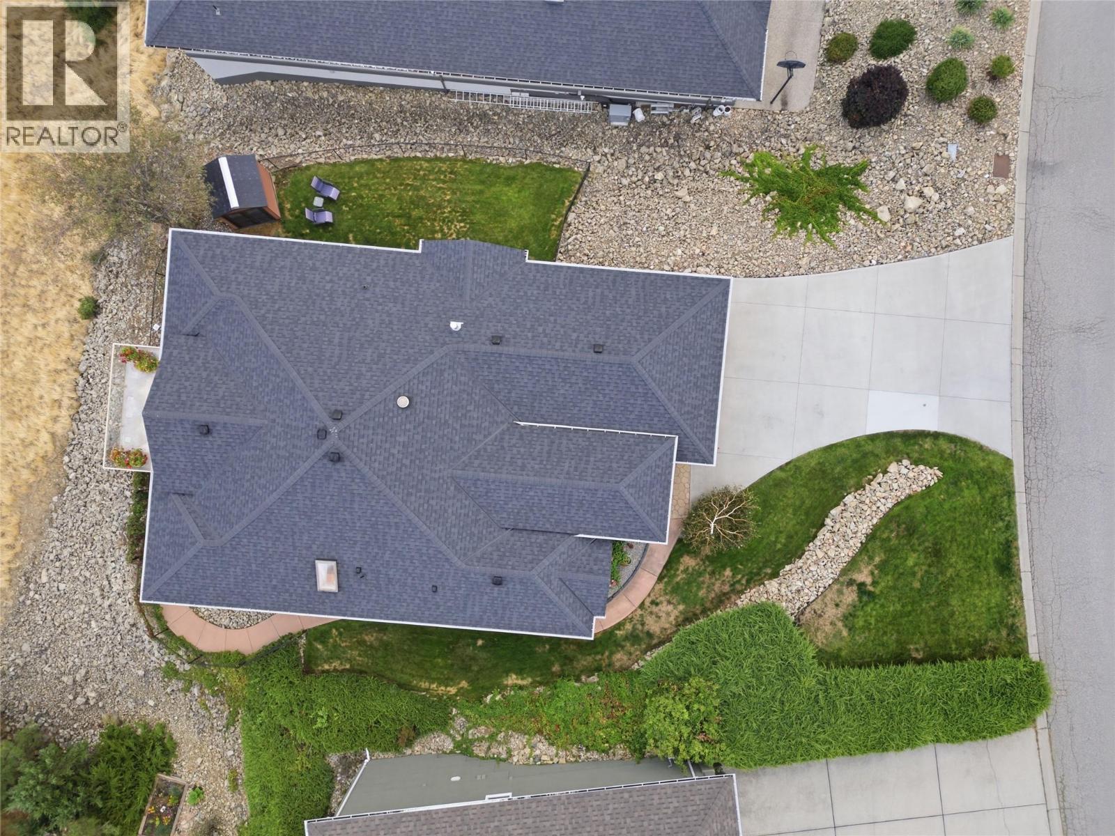  2201 Lillooet Crescent, Kelowna