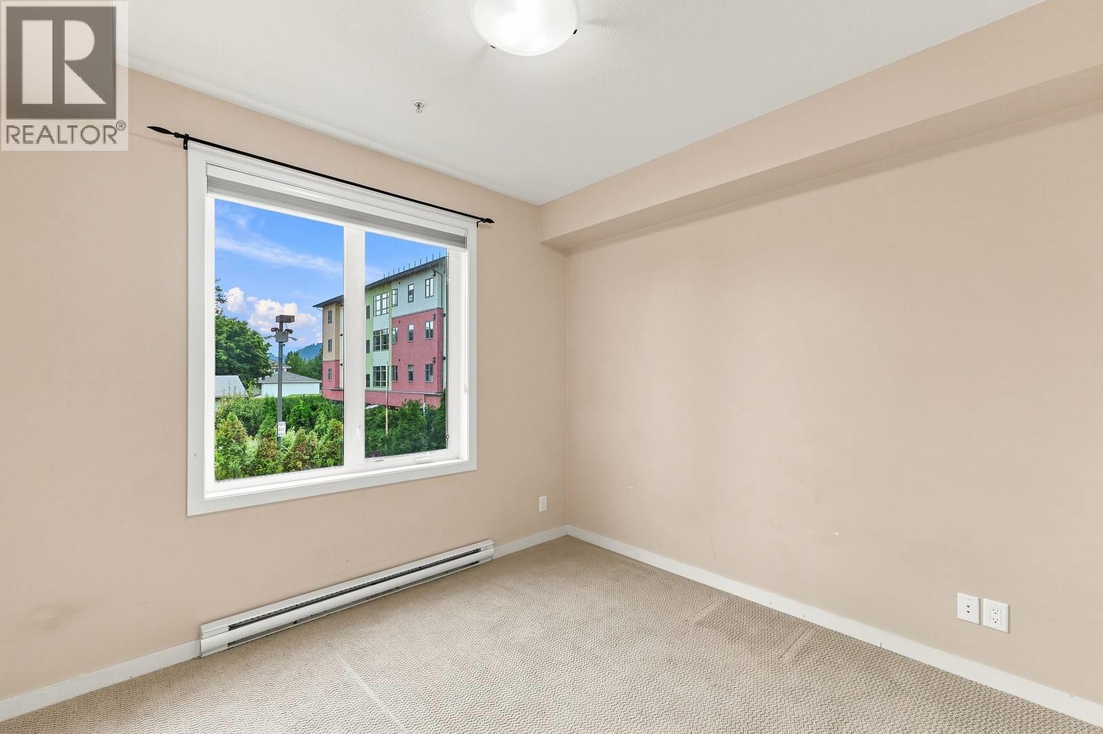 102 130 Barber Road, Kelowna