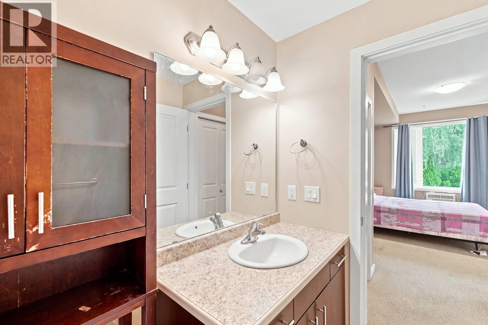 102 130 Barber Road, Kelowna