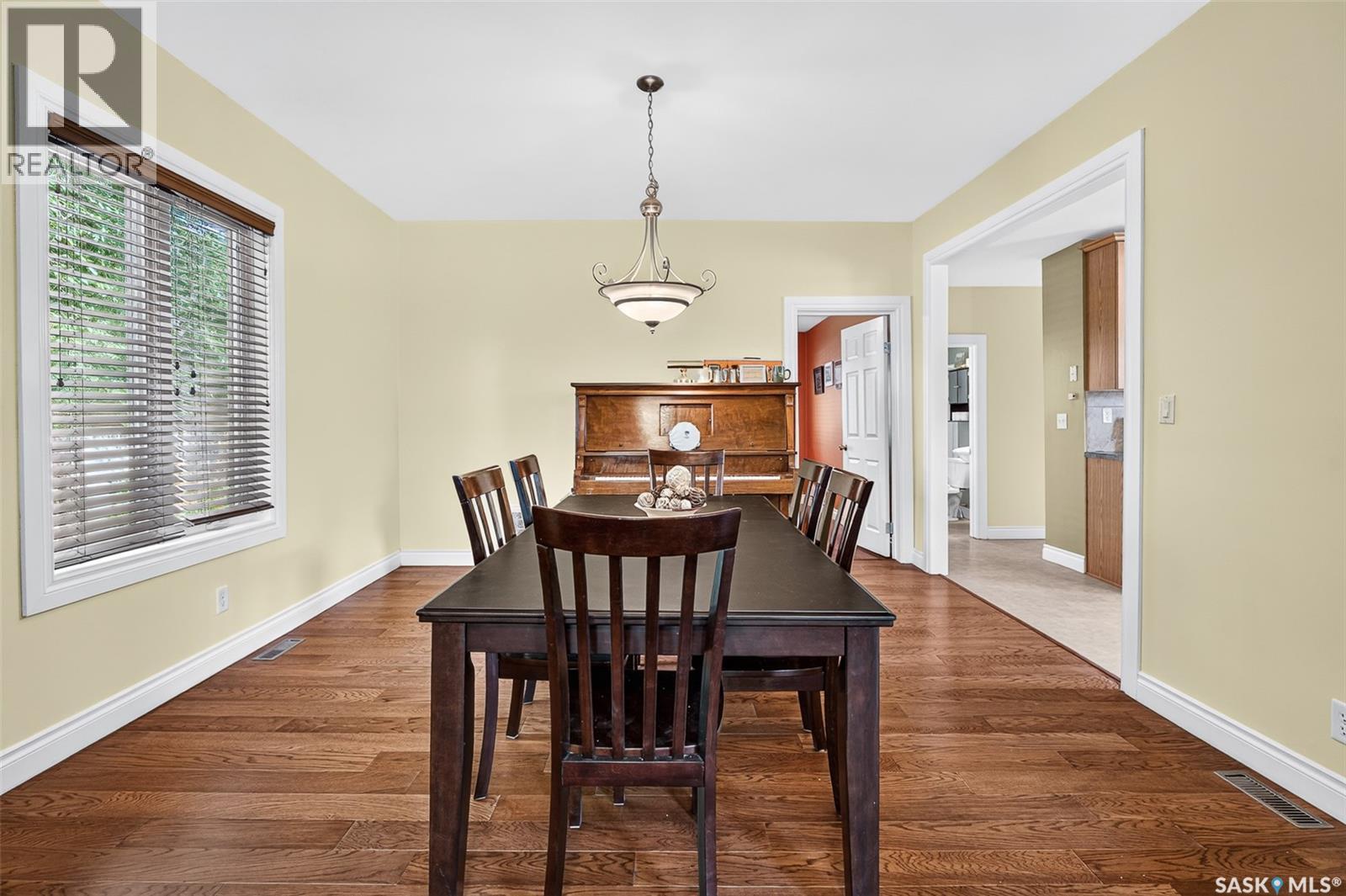 1129 1st AVENUE NE - Image 17