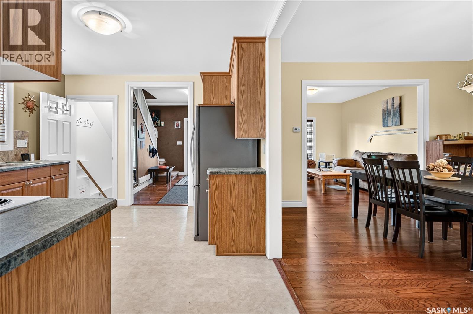 1129 1st AVENUE NE - 27