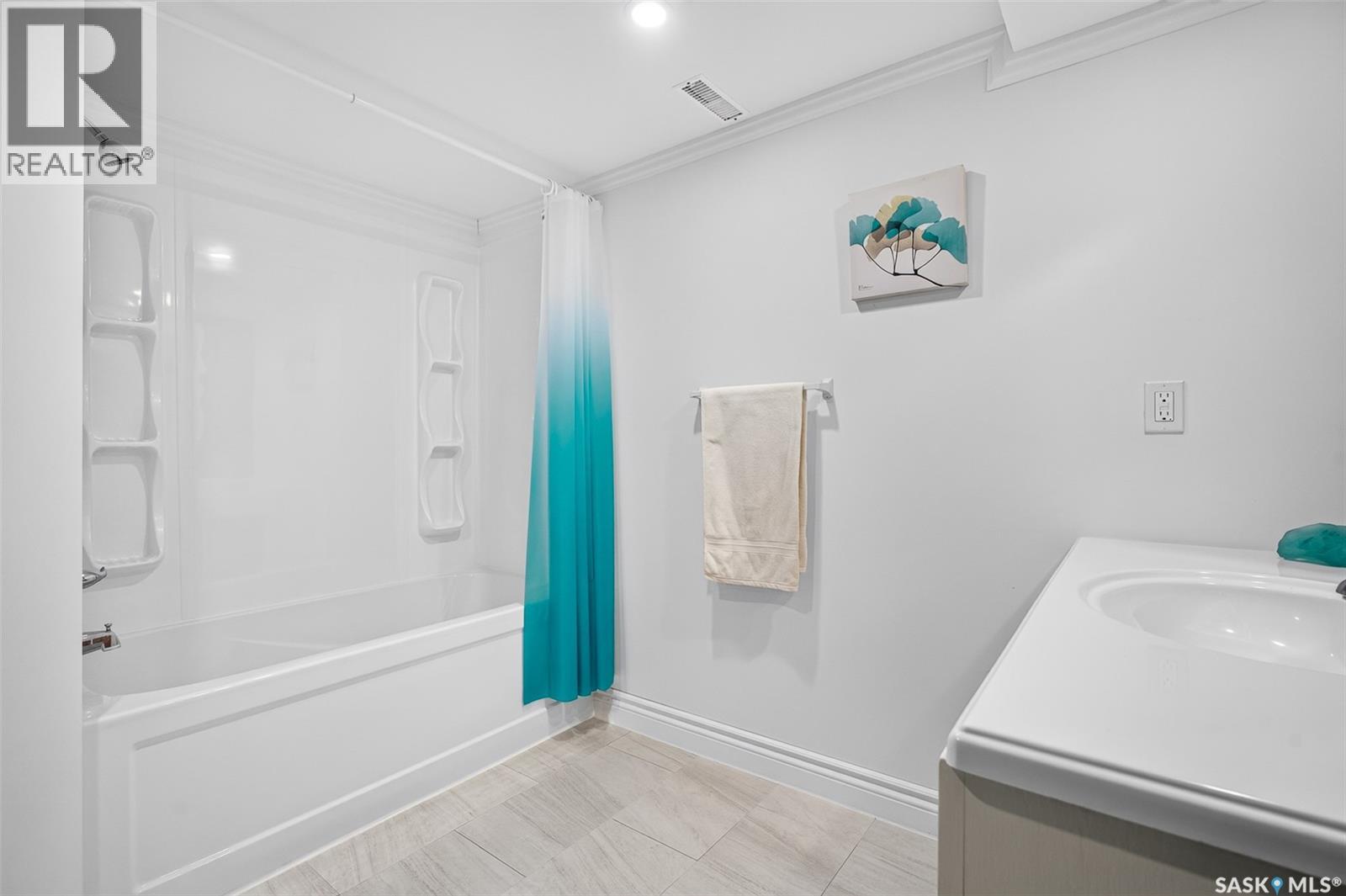 1129 1st AVENUE NE - Image 62